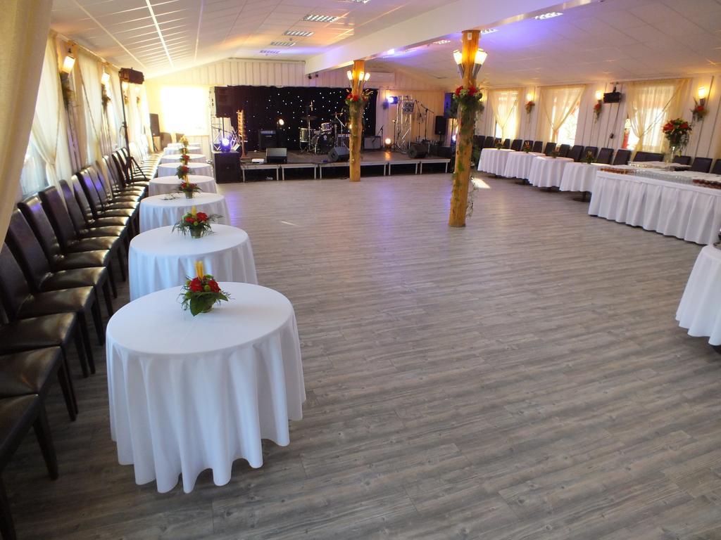 Hotel Green Smiltyne Panevėžys Dış mekan fotoğraf